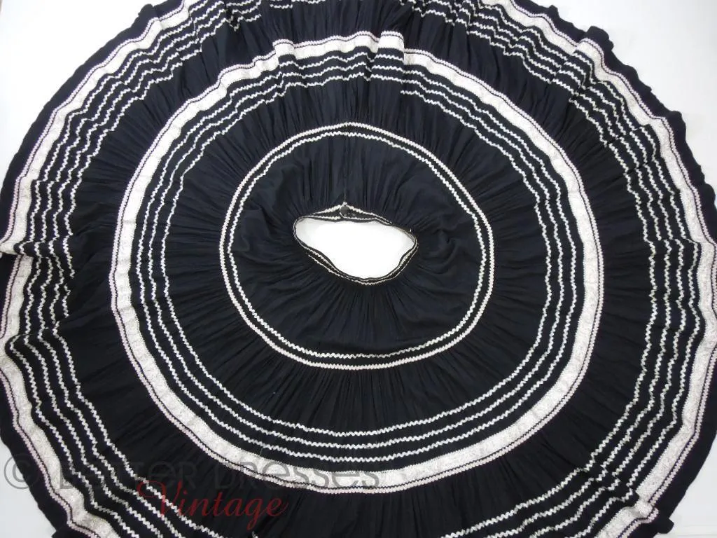 50s Mexican Circle Skirt Patio Set