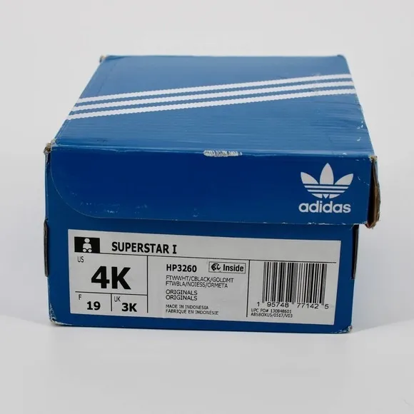 Adidas Superstar Athletic Shoe Baby Size 4K in White/Black NEW