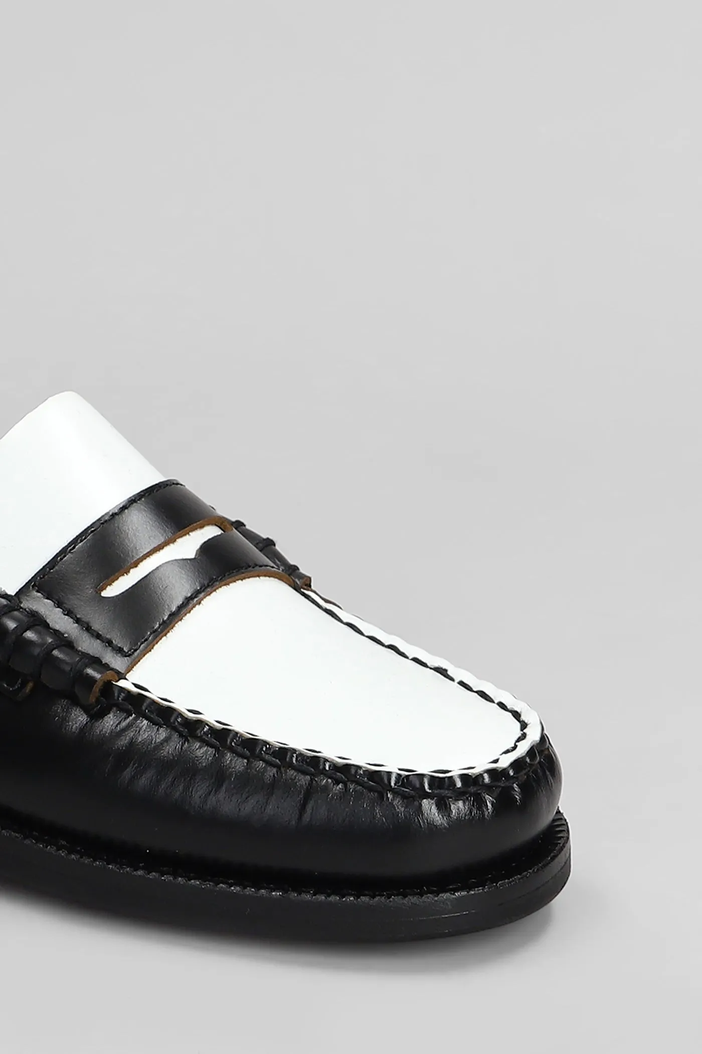 Classic dan Loafers in black leather