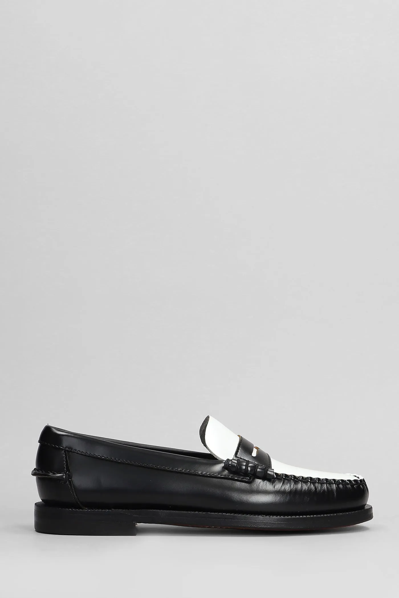 Classic dan Loafers in black leather