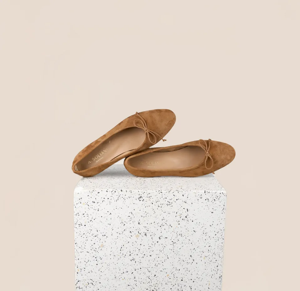 Como - Amaretto Suede SHIPPING BETWEEN 05/12-05/19