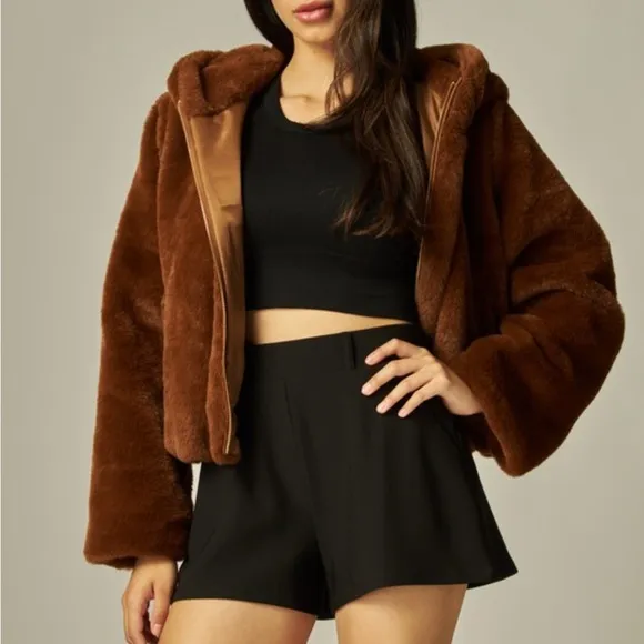 FOXY PLUSH FAUX FUR HOODED JACKET - TEDDY BEAR