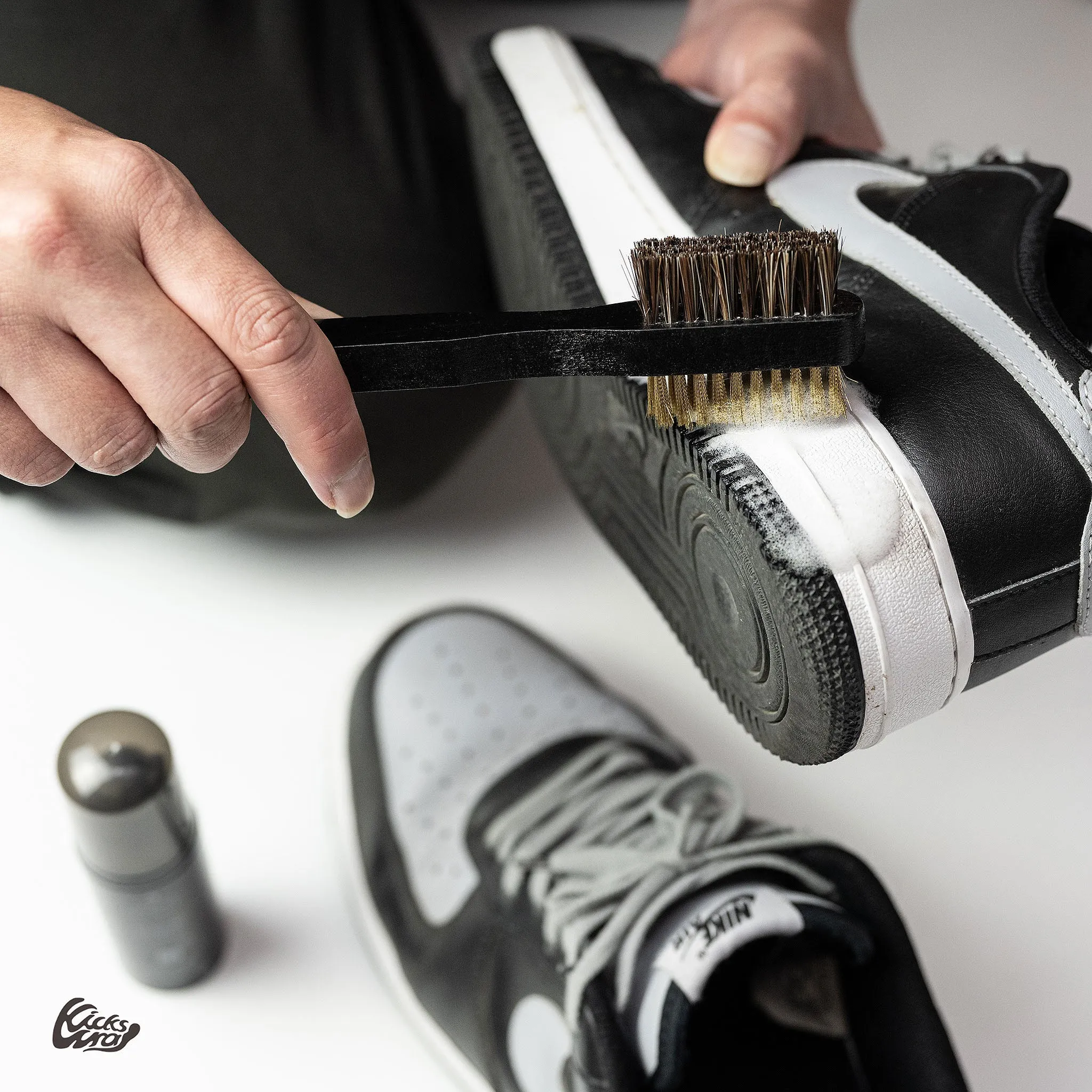 KicksWrap Utility Brush