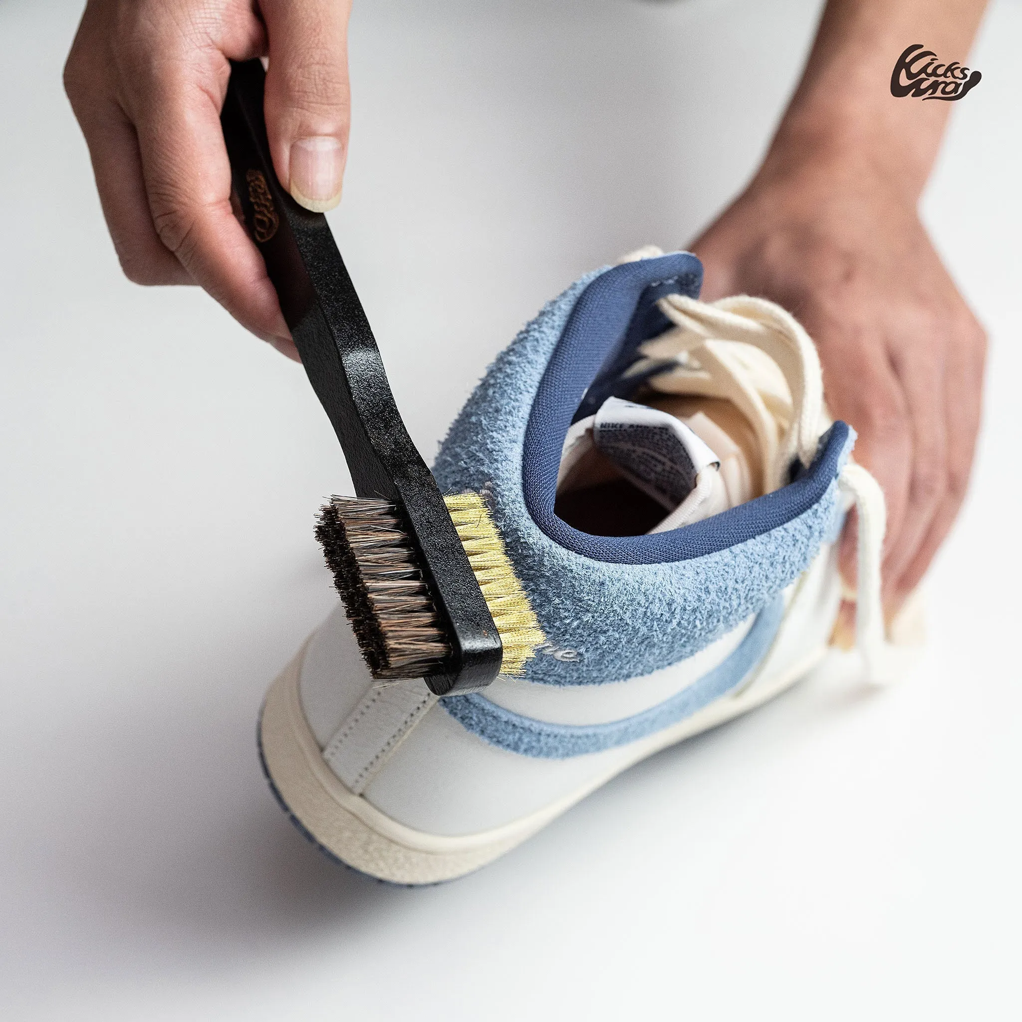 KicksWrap Utility Brush