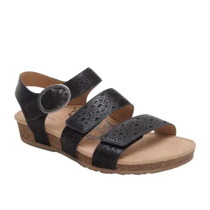 Lilly Sandals
