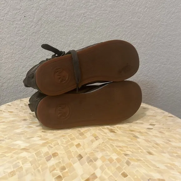 Michael Kors high top sneaker size 9.5 M