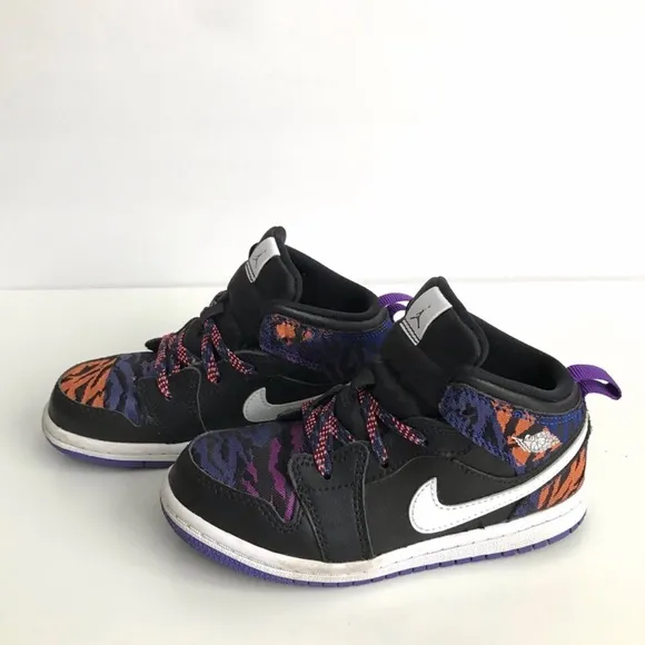 Nike Air Jordan 1 Mid SE Tiger Stripe