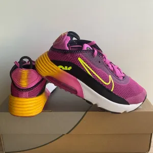 Nike Air Max 2090 Pink Fushia Kids Sneakers- SZ 2 Y