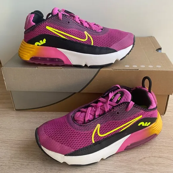 Nike Air Max 2090 Pink Fushia Kids Sneakers- SZ 2 Y