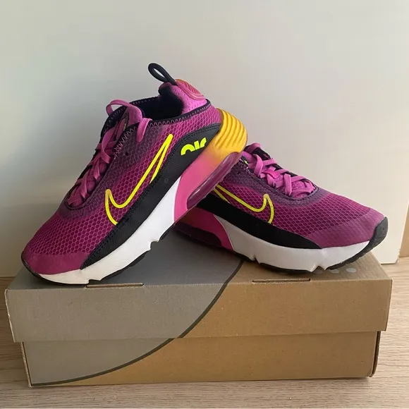 Nike Air Max 2090 Pink Fushia Kids Sneakers- SZ 2 Y