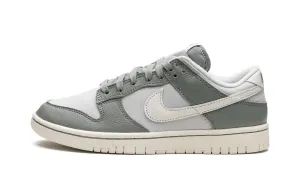 Nike Dunk Low Retro PRM "Mica Green"