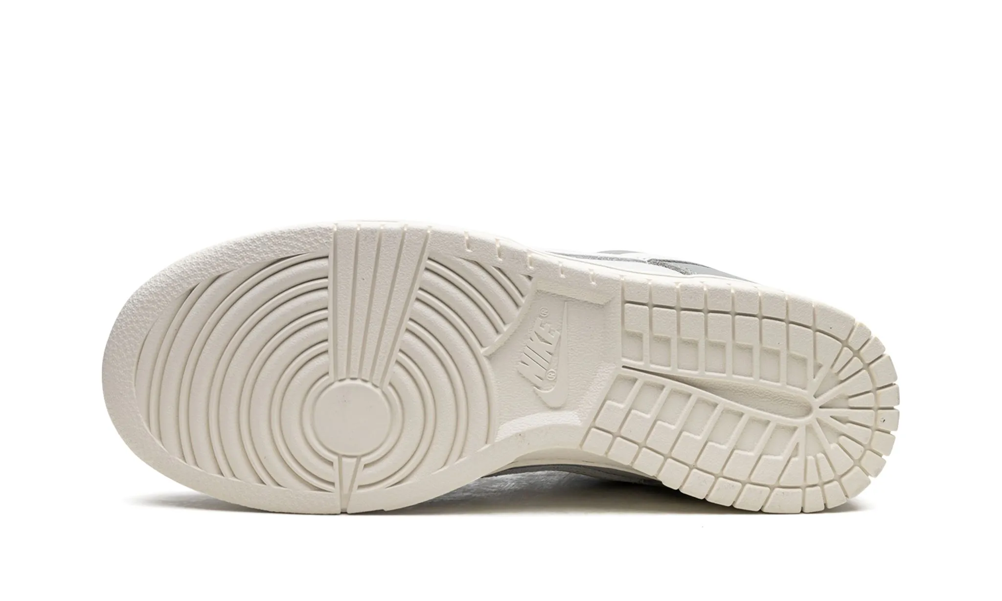 Nike Dunk Low Retro PRM "Mica Green"