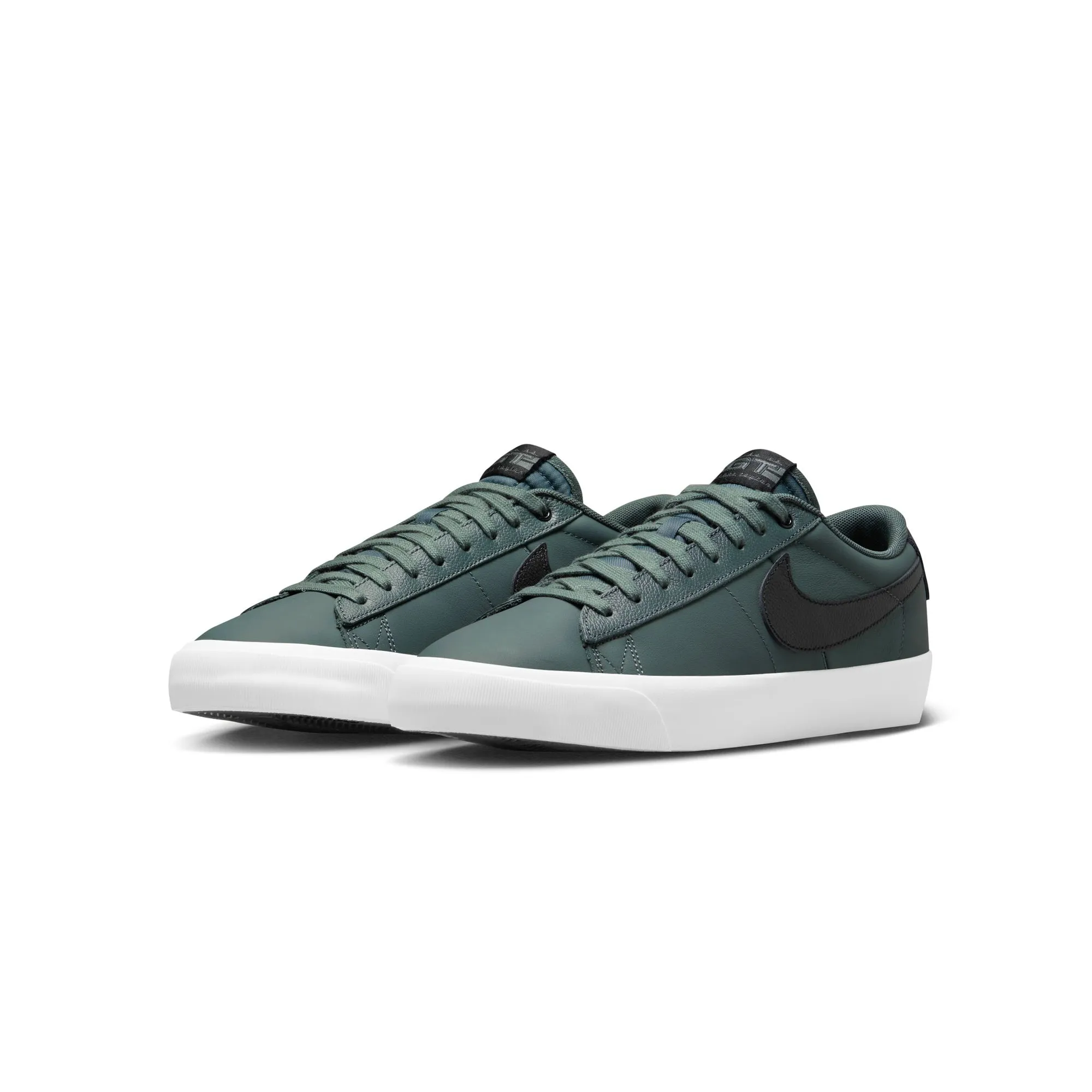 Nike SB Mens Blazer Low Pro GT Shoes