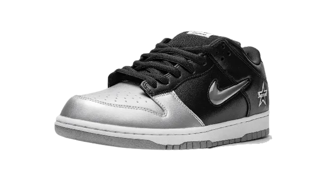 Nike SB x Supreme Dunk Low "Jewel Swoosh" Silver