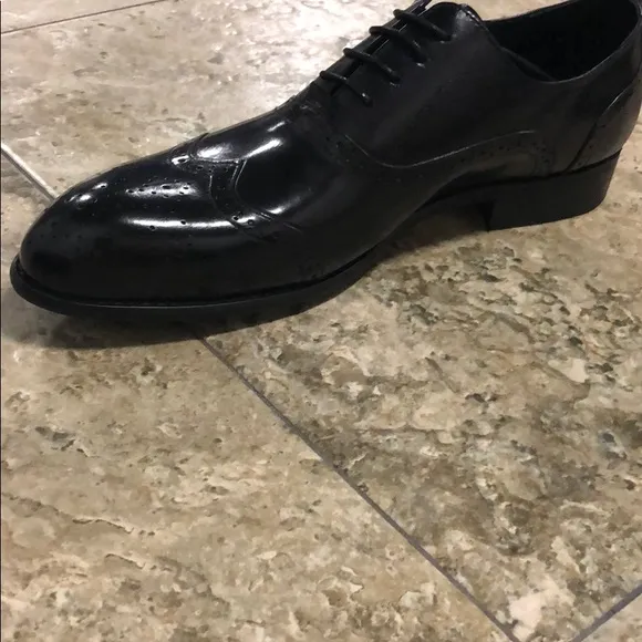 NWB FIESSO ENCORE GENUINE LEATHER BLK SHOE FI3209