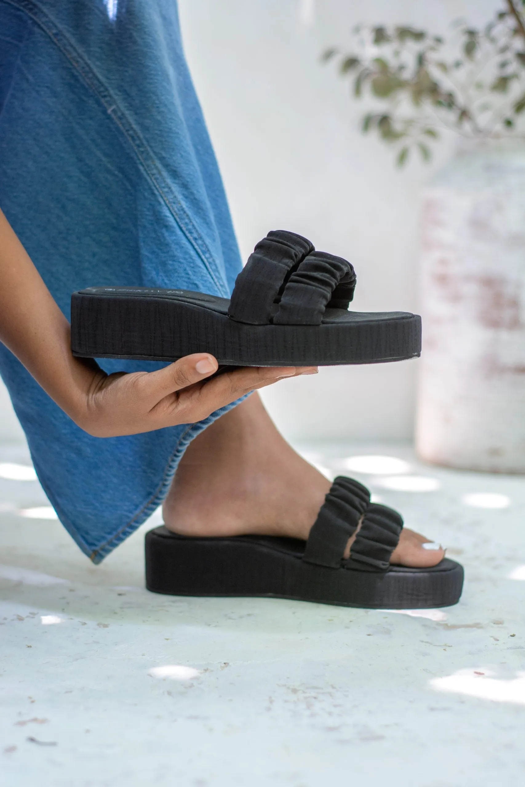 Petra Scrunchie Flatforms