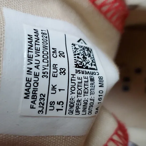 Red Chuck Taylor Converse All-Star high top sneaker size 1.5 (1 1/2)