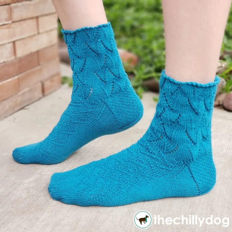 Riptide Socks: Knitting Pattern PDF