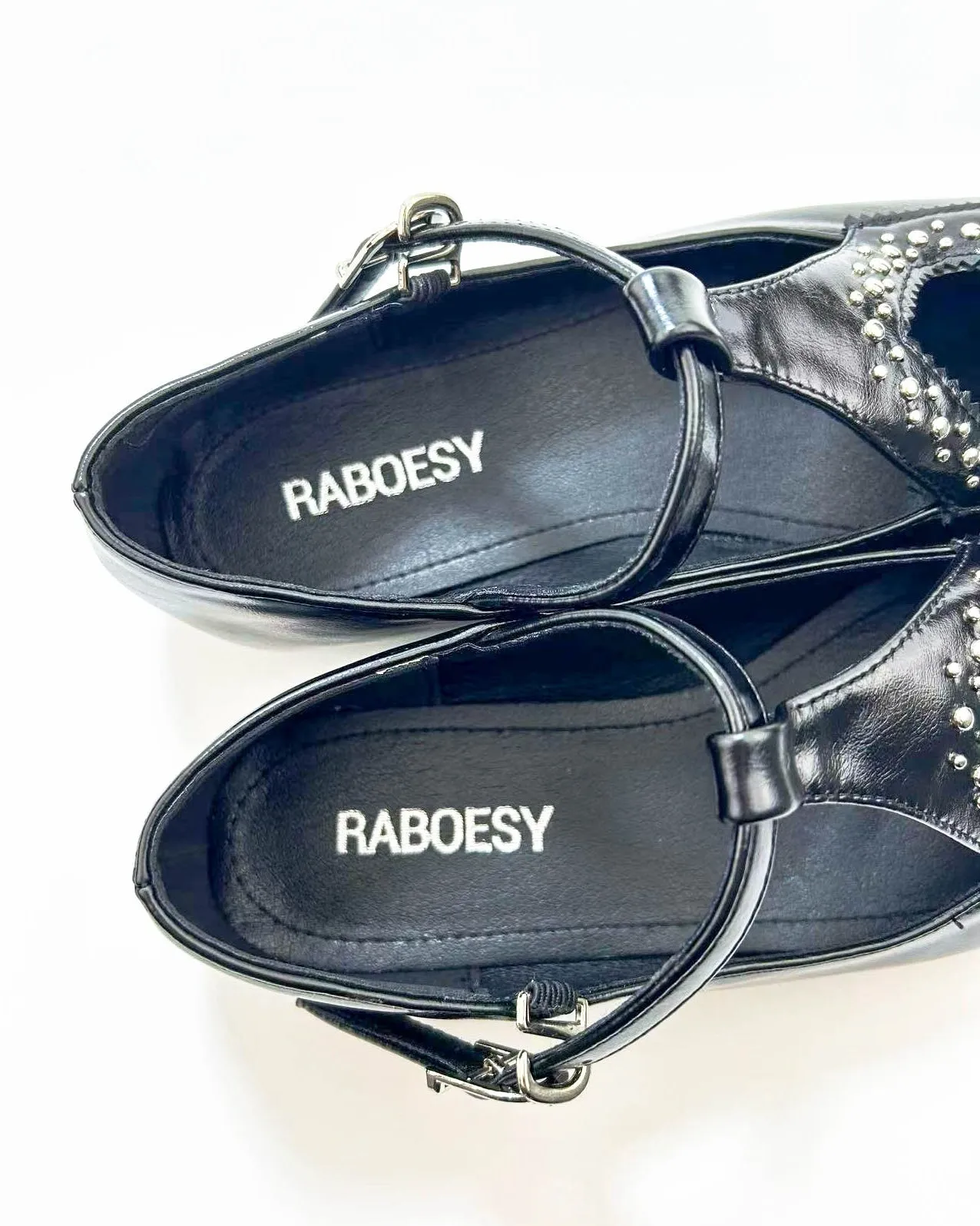 Round Toe Heart Loafers