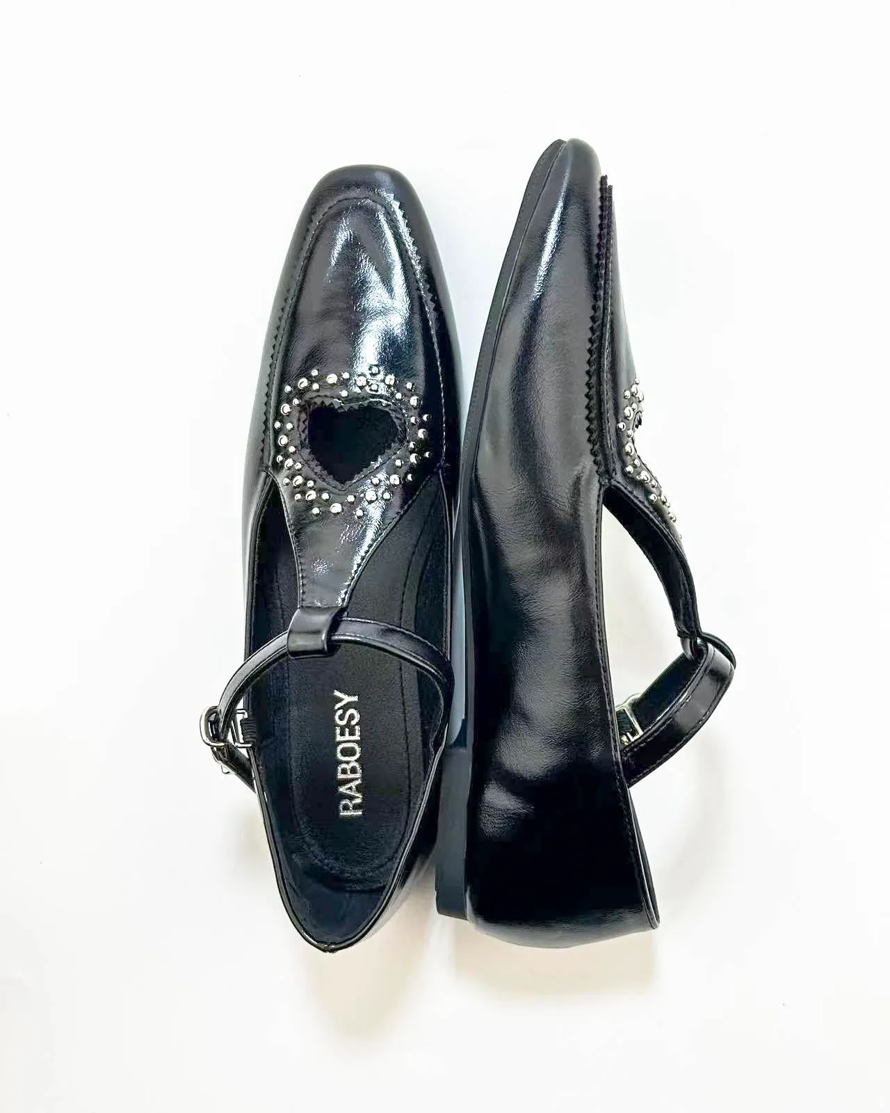 Round Toe Heart Loafers