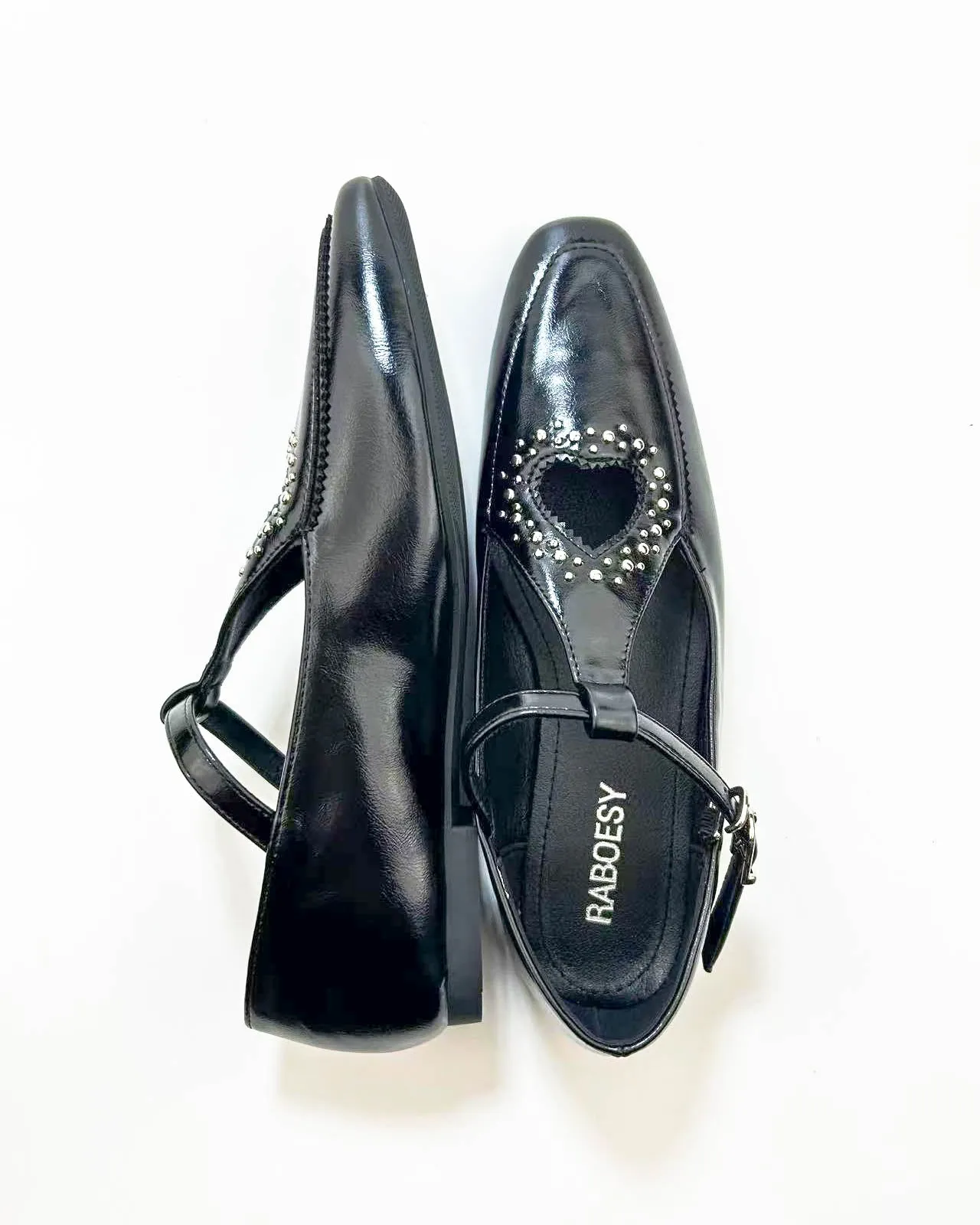 Round Toe Heart Loafers