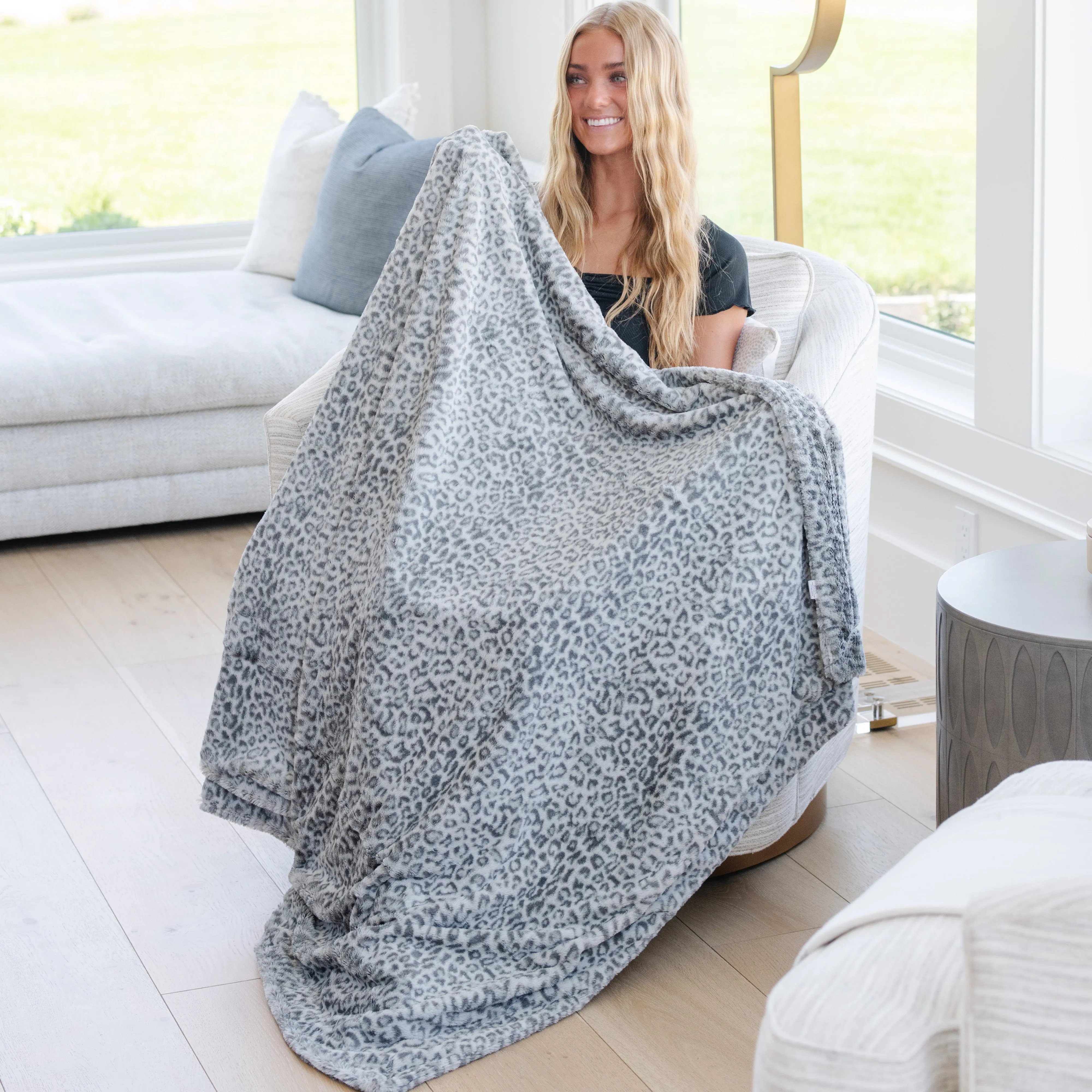 Snow Leopard Faux Fur Home Throw Blankets