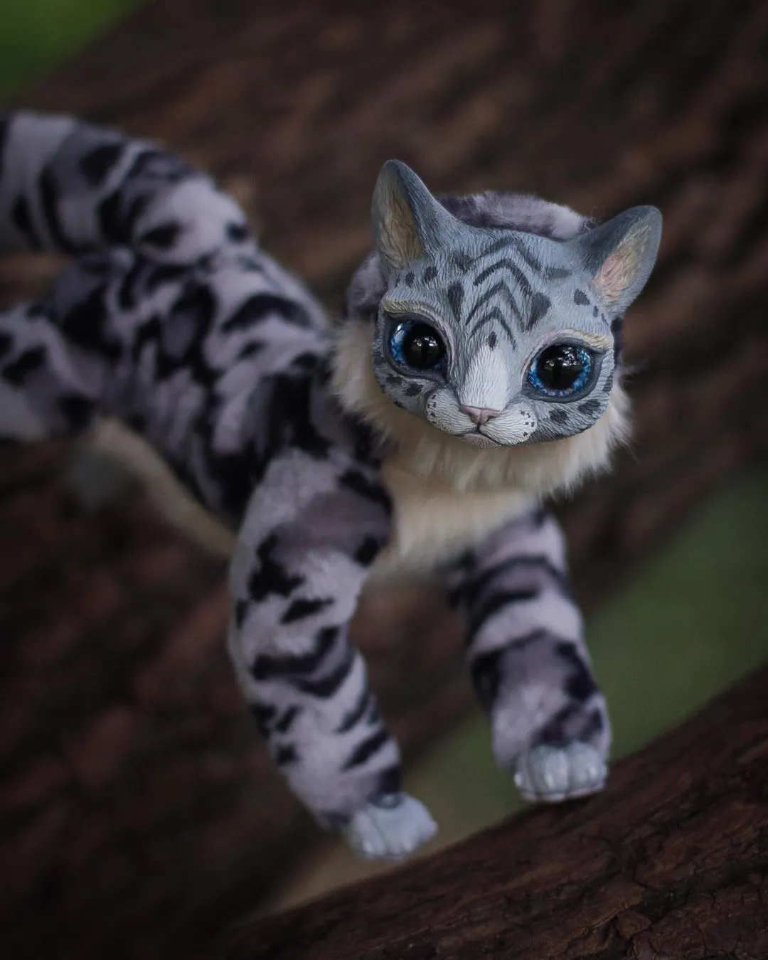 Snow leopard– Grey
