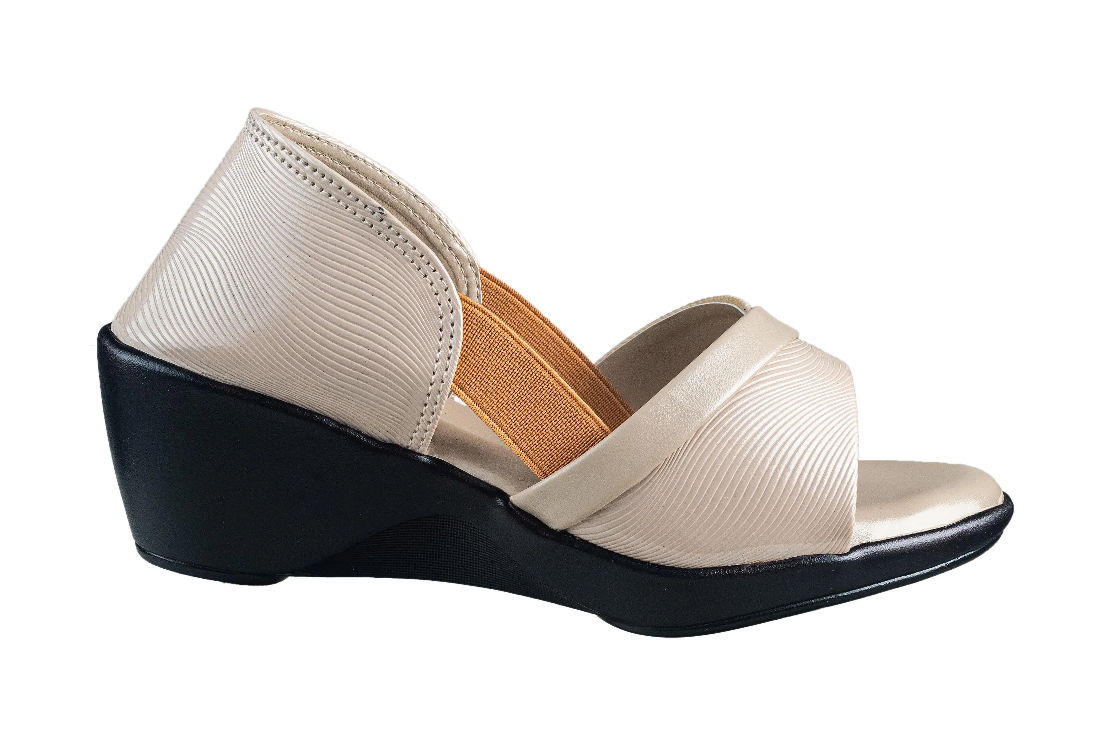 Trendz Ladies Cream Sandal (Trnz S 240843)