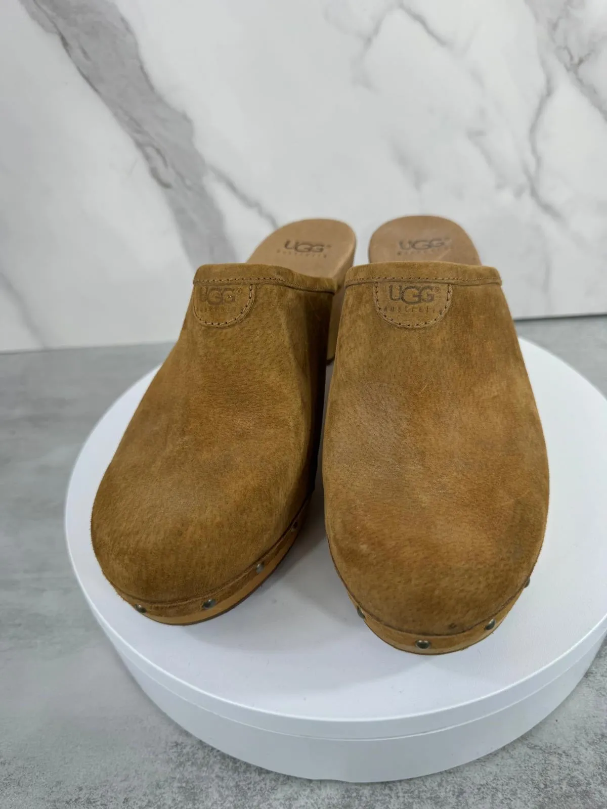 UGG AUSTRALIA SUEDE SLIDE-ON ABBIE CLOG MULES