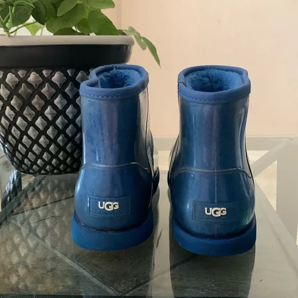 UGG KIDS MINI LOGO RAINBOOT