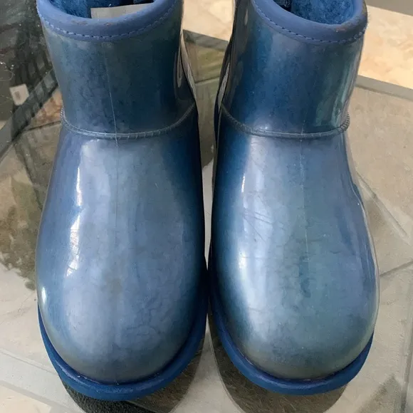 UGG KIDS MINI LOGO RAINBOOT