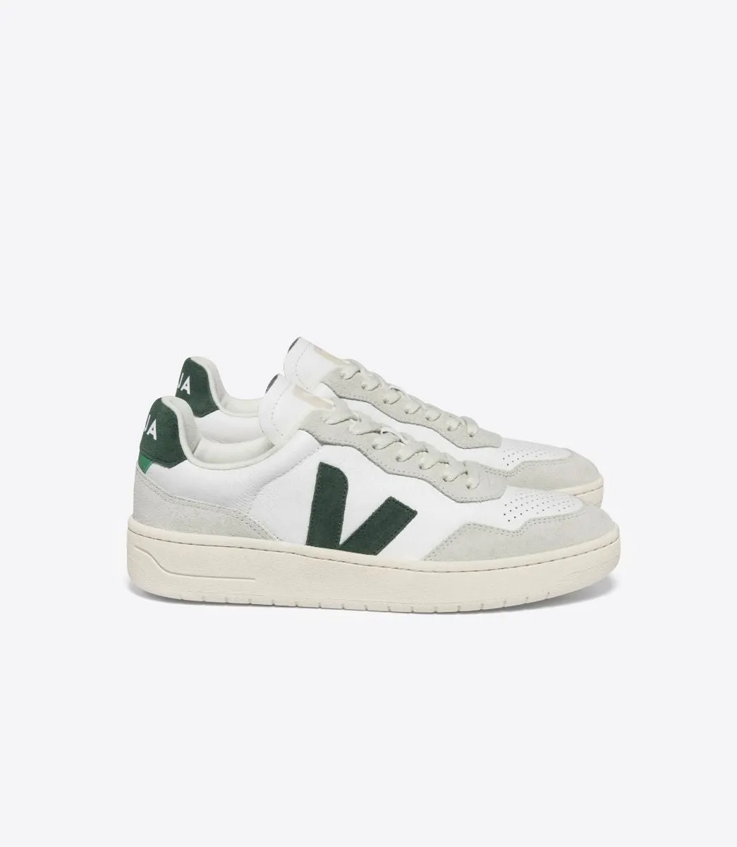 VEJA- WOMEN’S V-90 LEATHER SHOE
