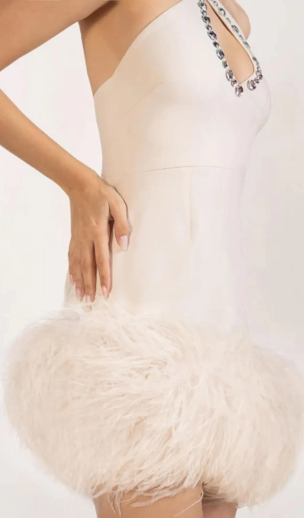 WHITE FEATHER-EMBELLISHED CREPE MINI DRESS