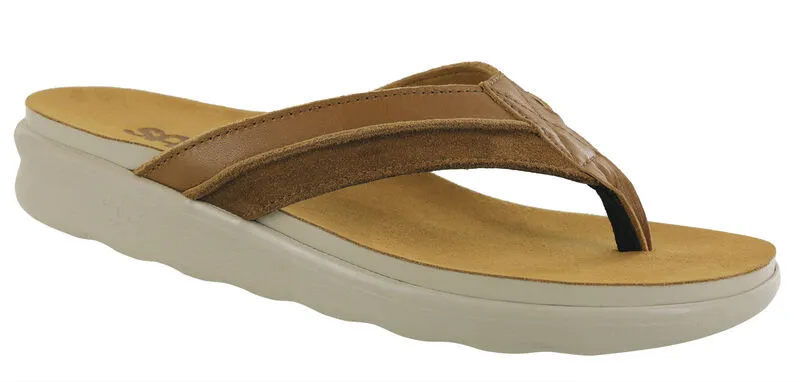 Women's Freedom Slip On Sandal in Hazel
